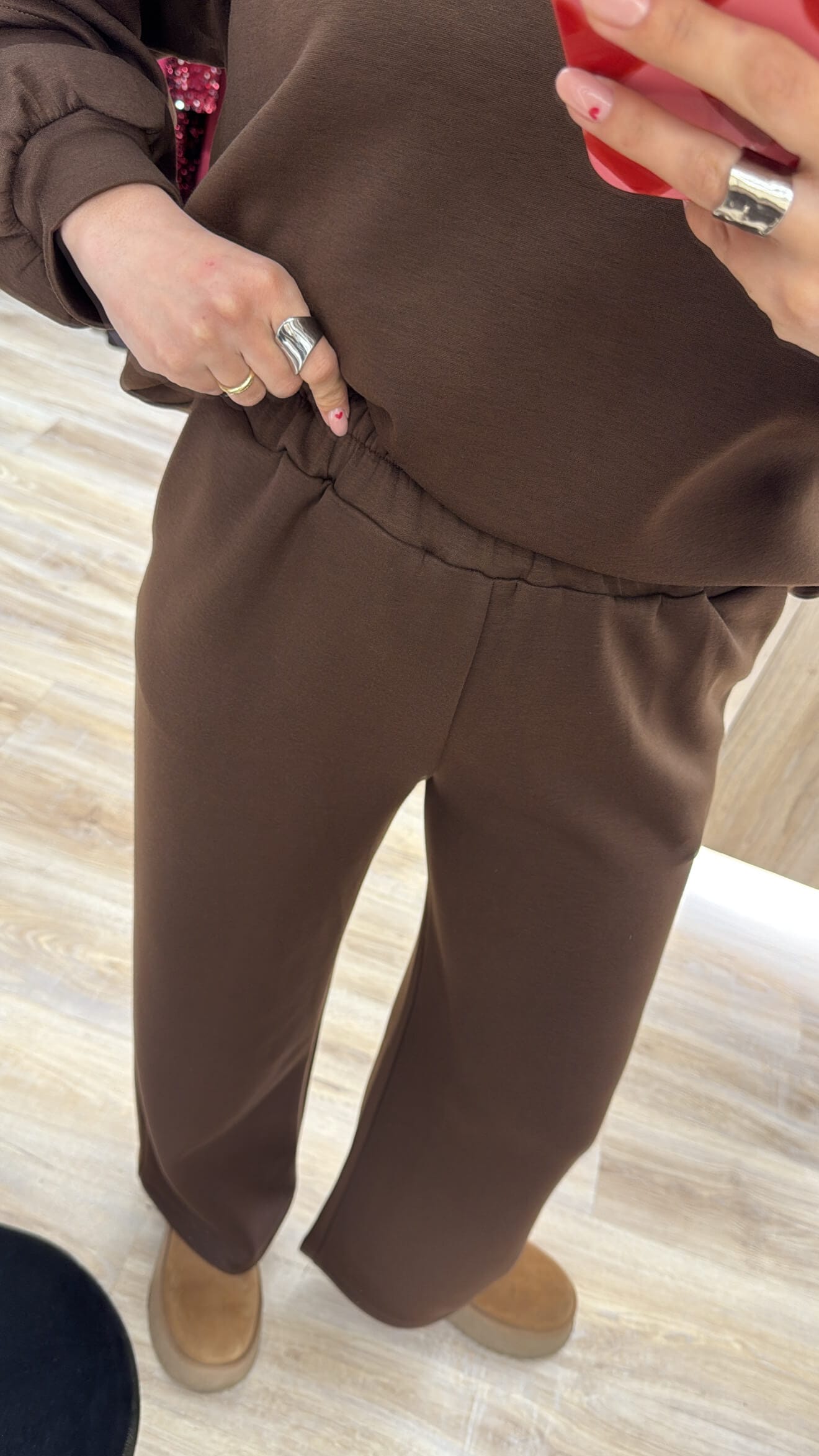 93BE24F4-3585-4FA5-8AB0-9B3E3476DF9D